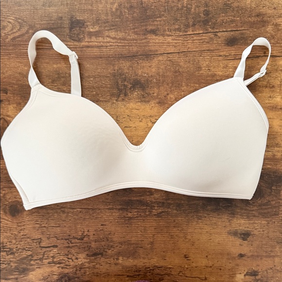 no brand listed Other - Elegant Cream Wireless Bra